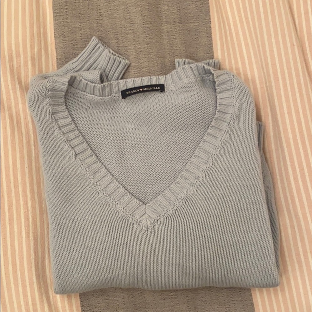 Brandy Melville Sweater
